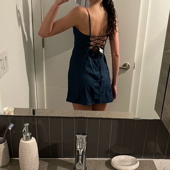 Semi Formal Garage Dress (NEW) - Picture 3 of 9